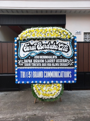 Papan Bunga Duka di Kacepit